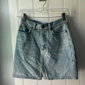 Billabong denim skirt. Size 24